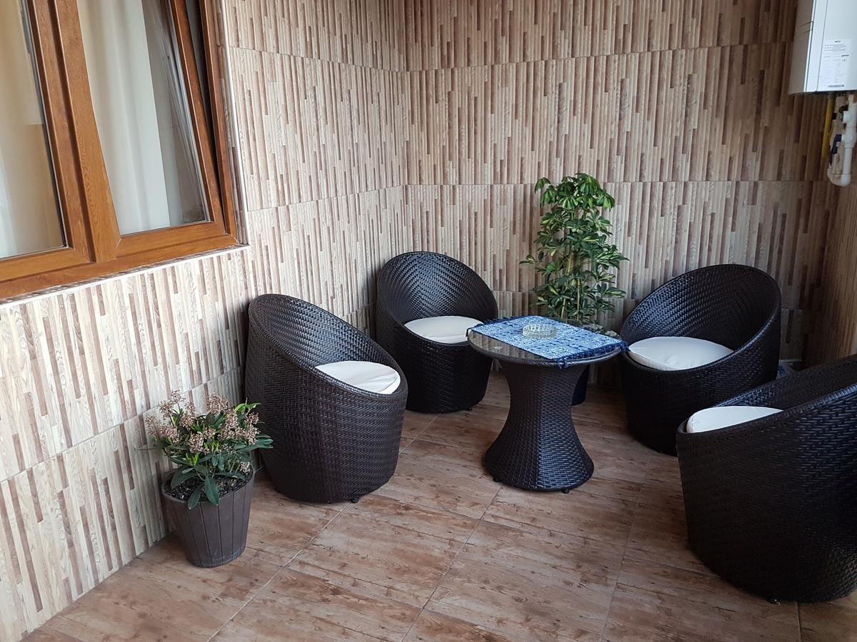The Starry Night Apartment Batumi Exterior foto